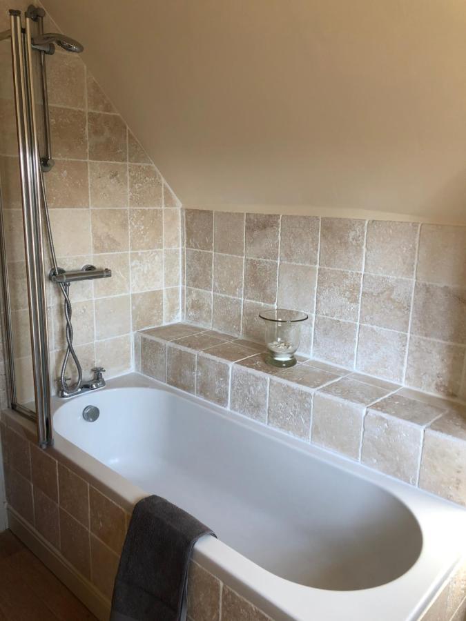 Shining Star, Cartway River Views (Adults Only) Bridgnorth Eksteriør bilde