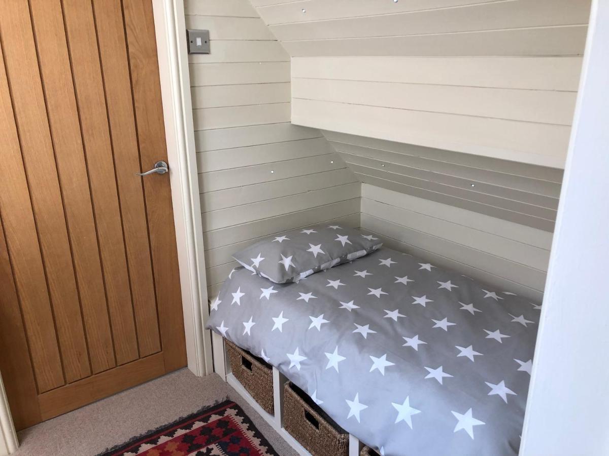 Shining Star, Cartway River Views (Adults Only) Bridgnorth Eksteriør bilde